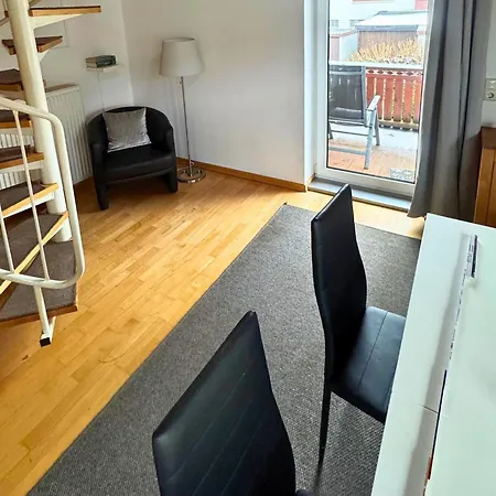 In With Ski-storage *