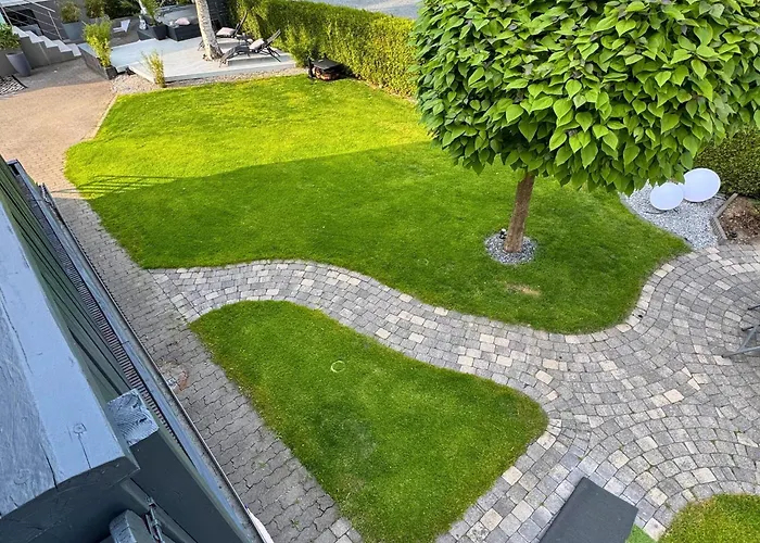 Vakantiehuis In With Ski-storage *